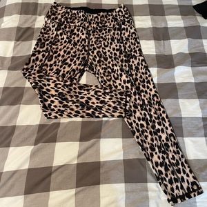 Victoria’s Secret Sport Leopard Yoga Pants